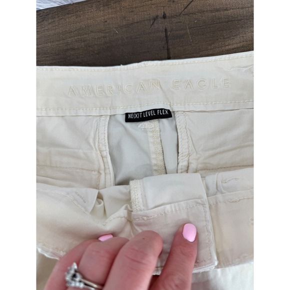 American Eagle Mens Next Level Flex Chino Shorts Cream Off White Size 32 5.5" - Picture 5 of 7